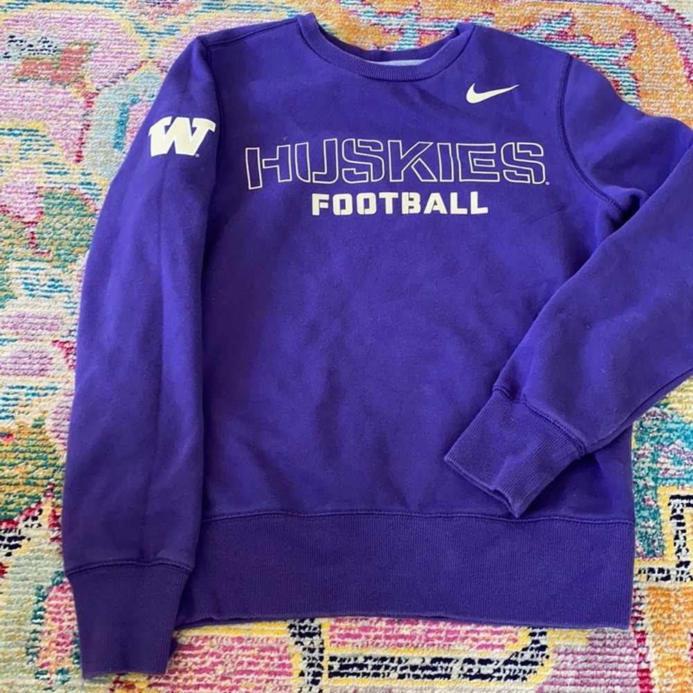 Nike huskies football crewneck size small